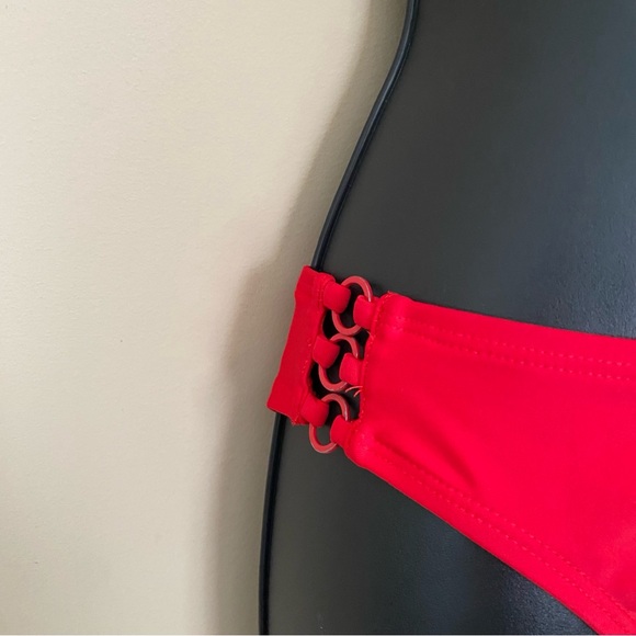 Solid Red Textured Ruffle Strap Bikini - Picture 4 of 9